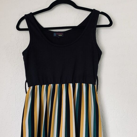 B Famous Maxi Dress Women S Black Green Yellow Stripe Stretch Flowy Vacation - Picture 3 of 9